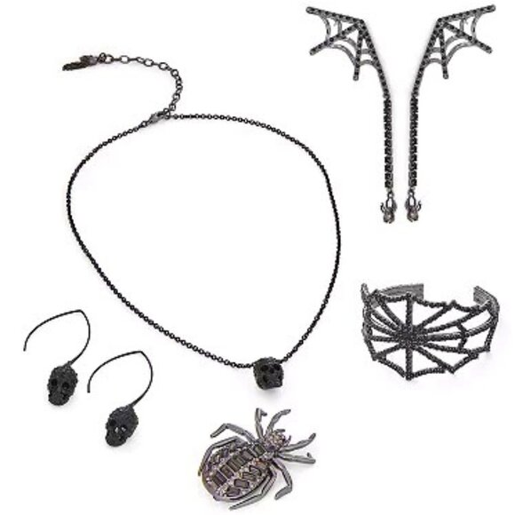 VERA WANG Goth Halloween Black Skull Head Black Crystal Drop Earrings**NEW! - Picture 4 of 4